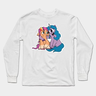 Sunny and Izzy (Late 2021) Long Sleeve T-Shirt